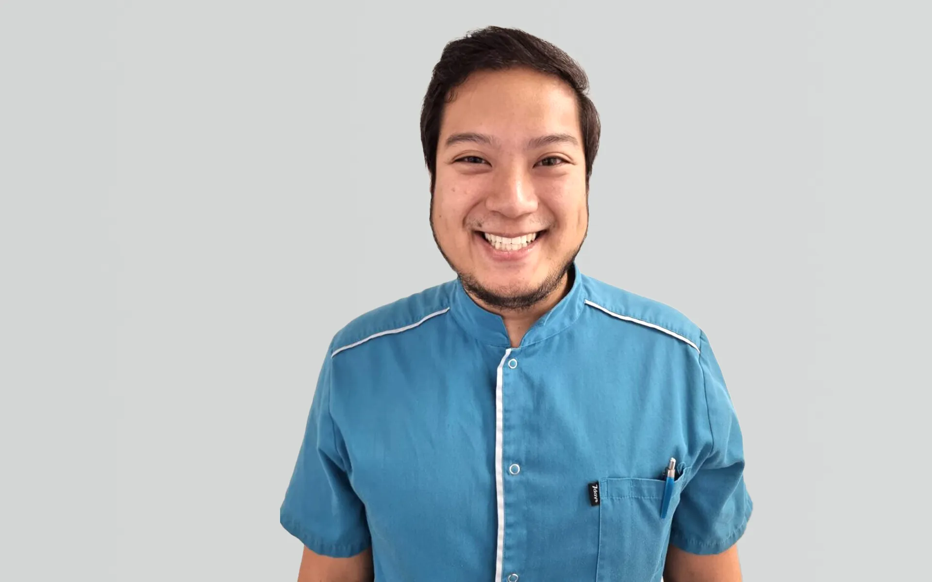 Chirurgien Dentiste Hoang Viet NGUYEN, chirurgien-dentiste à la Clinique de chirurgie dentaire Les 8